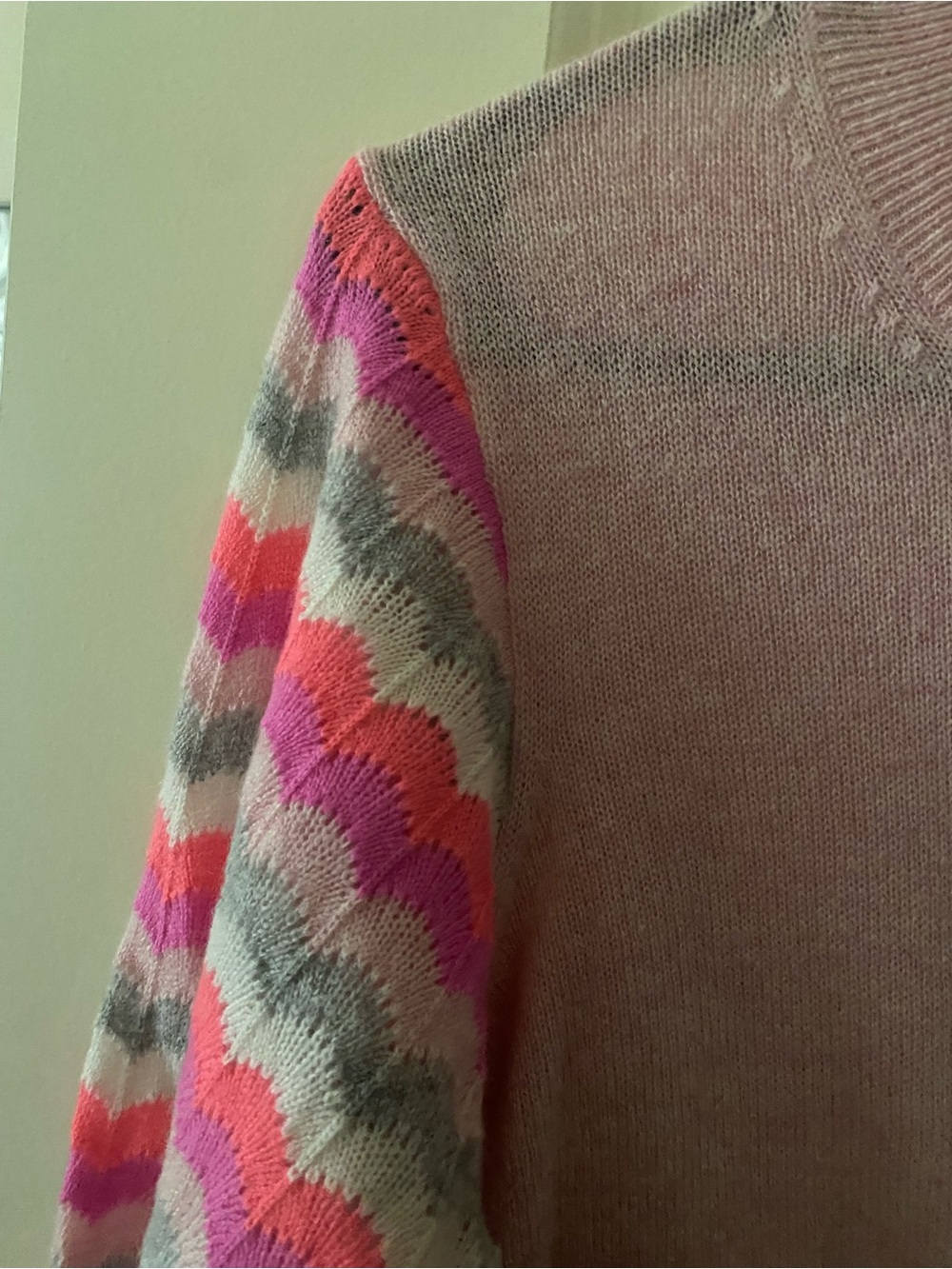 AUTUMN CASHMERE PINK CREWNECKNSWEATER - Picture 3 of 5